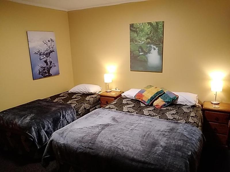 Accommodation Fiordland -The Three Bedroom House At 226A Milford Road Те Анау Екстериор снимка