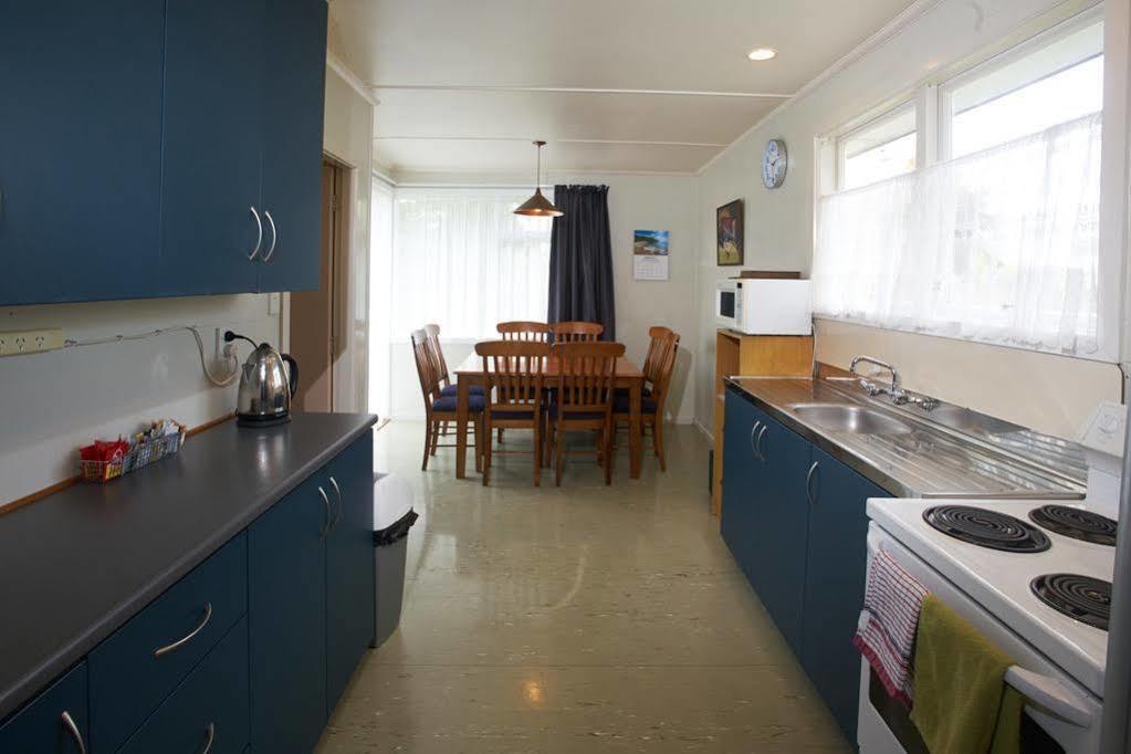 Accommodation Fiordland -The Three Bedroom House At 226A Milford Road Те Анау Екстериор снимка
